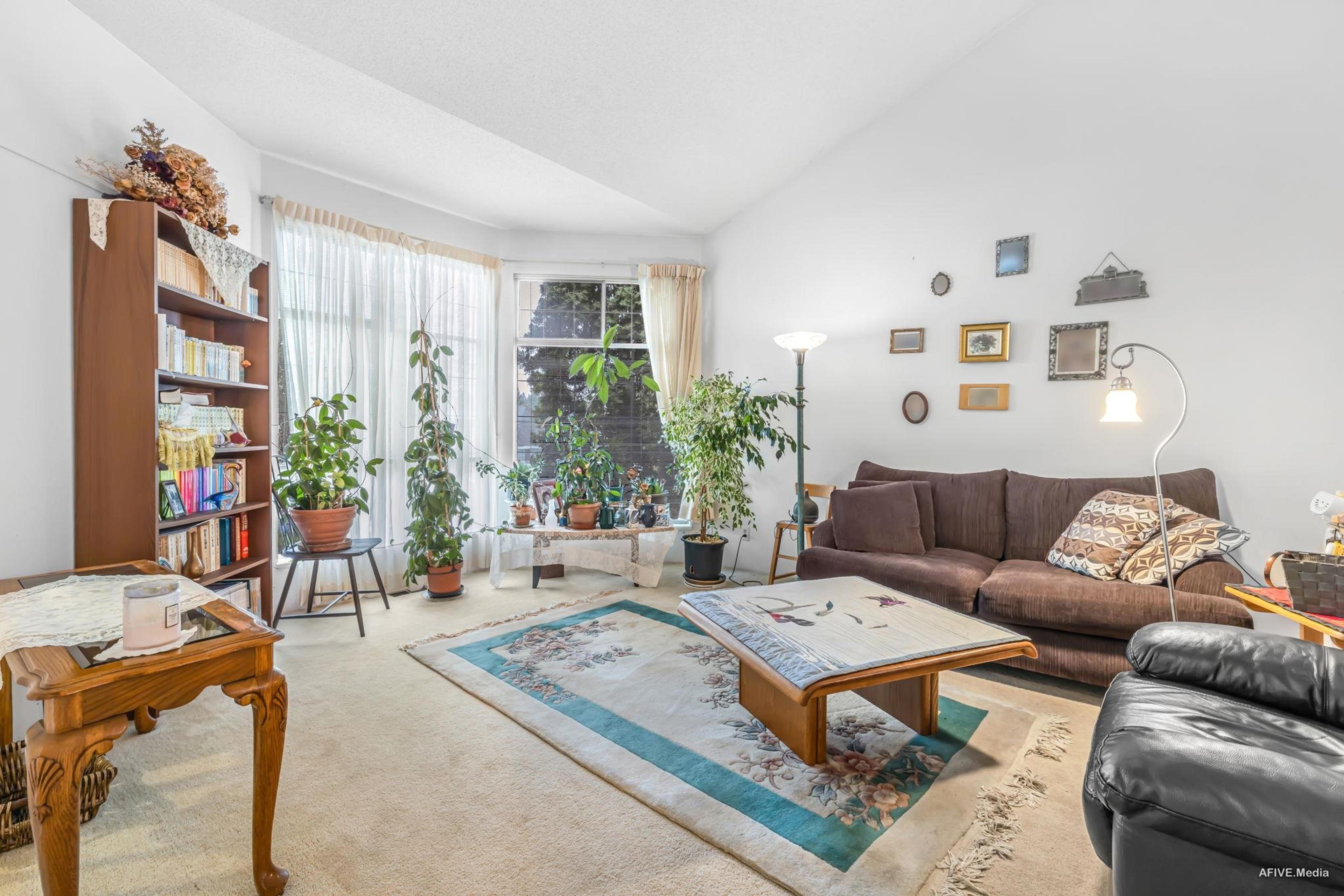 2713 MARA DRIVE - Image 6