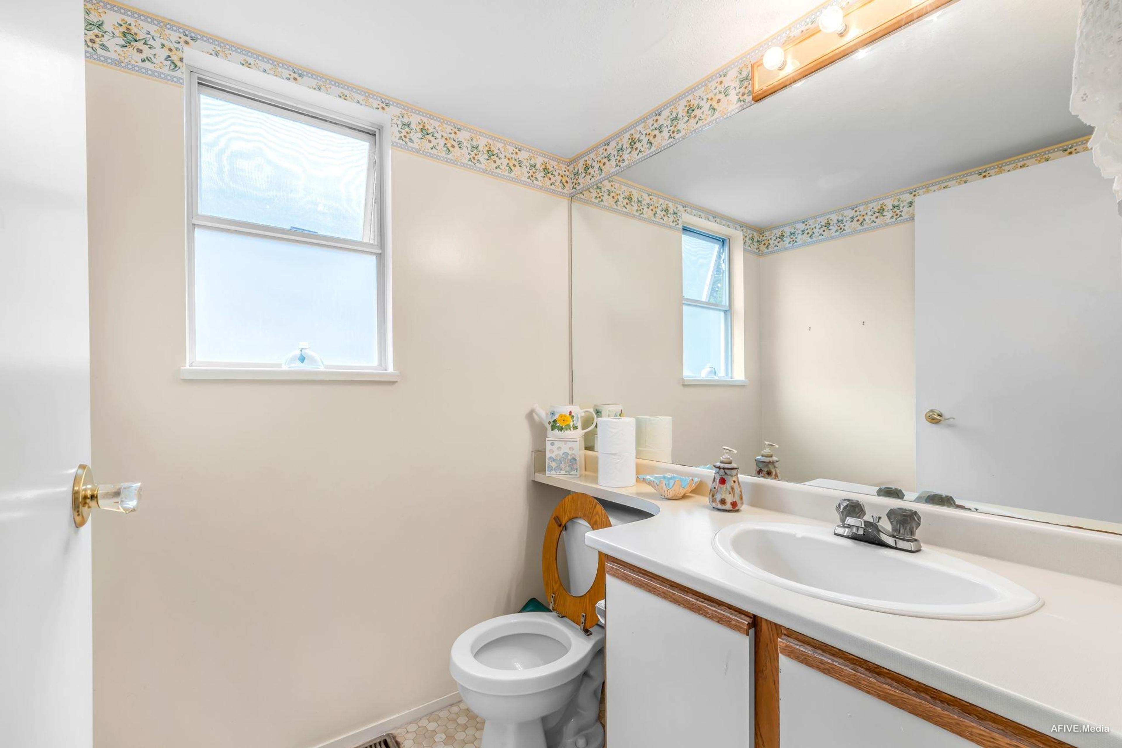 2713 MARA DRIVE - Image 16