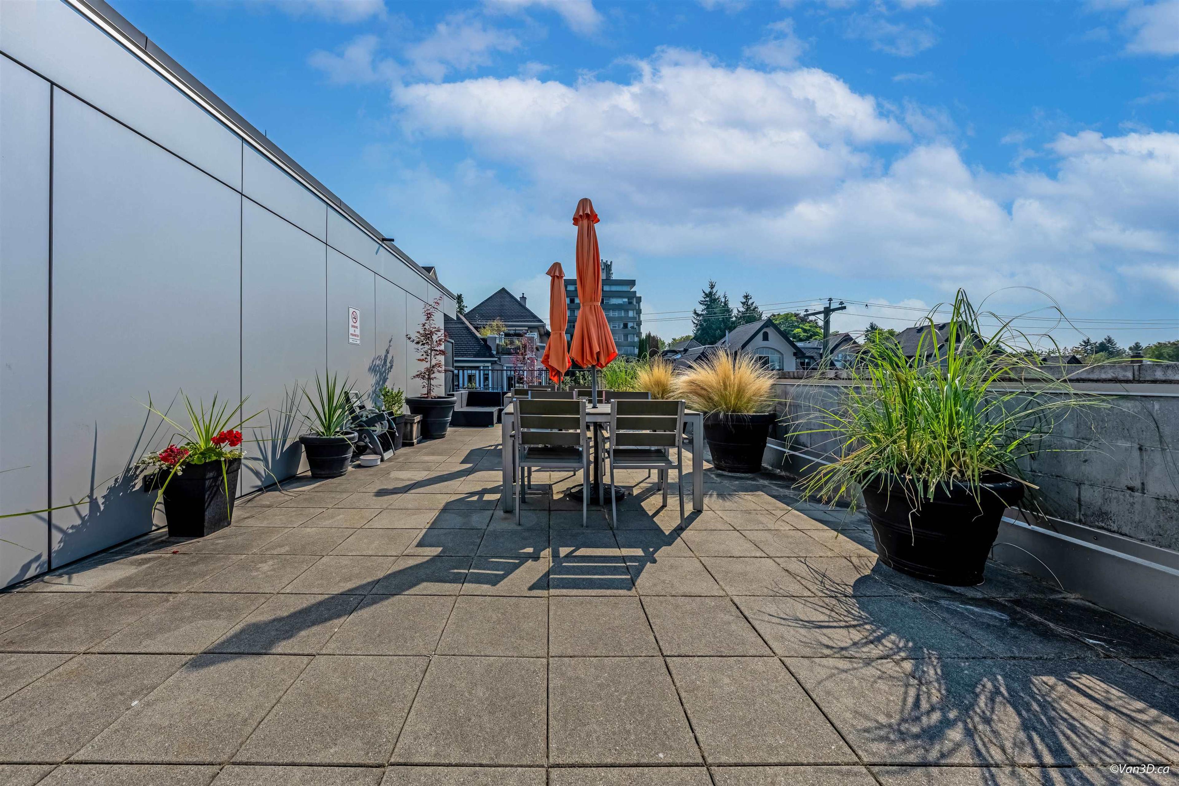 #210 2511 QUEBEC STREET - Image 11