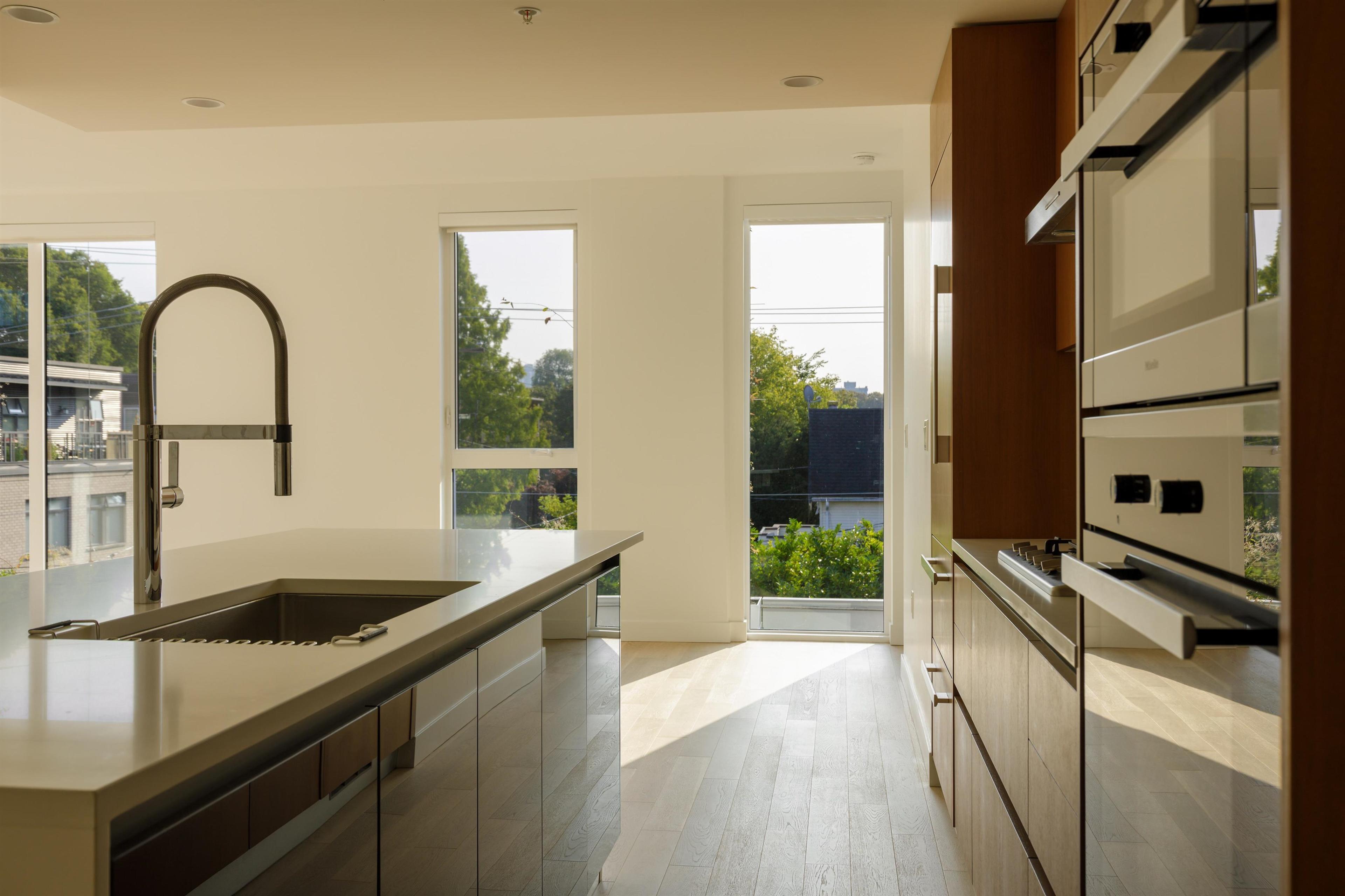 #402 2888 ARBUTUS STREET - Image 4