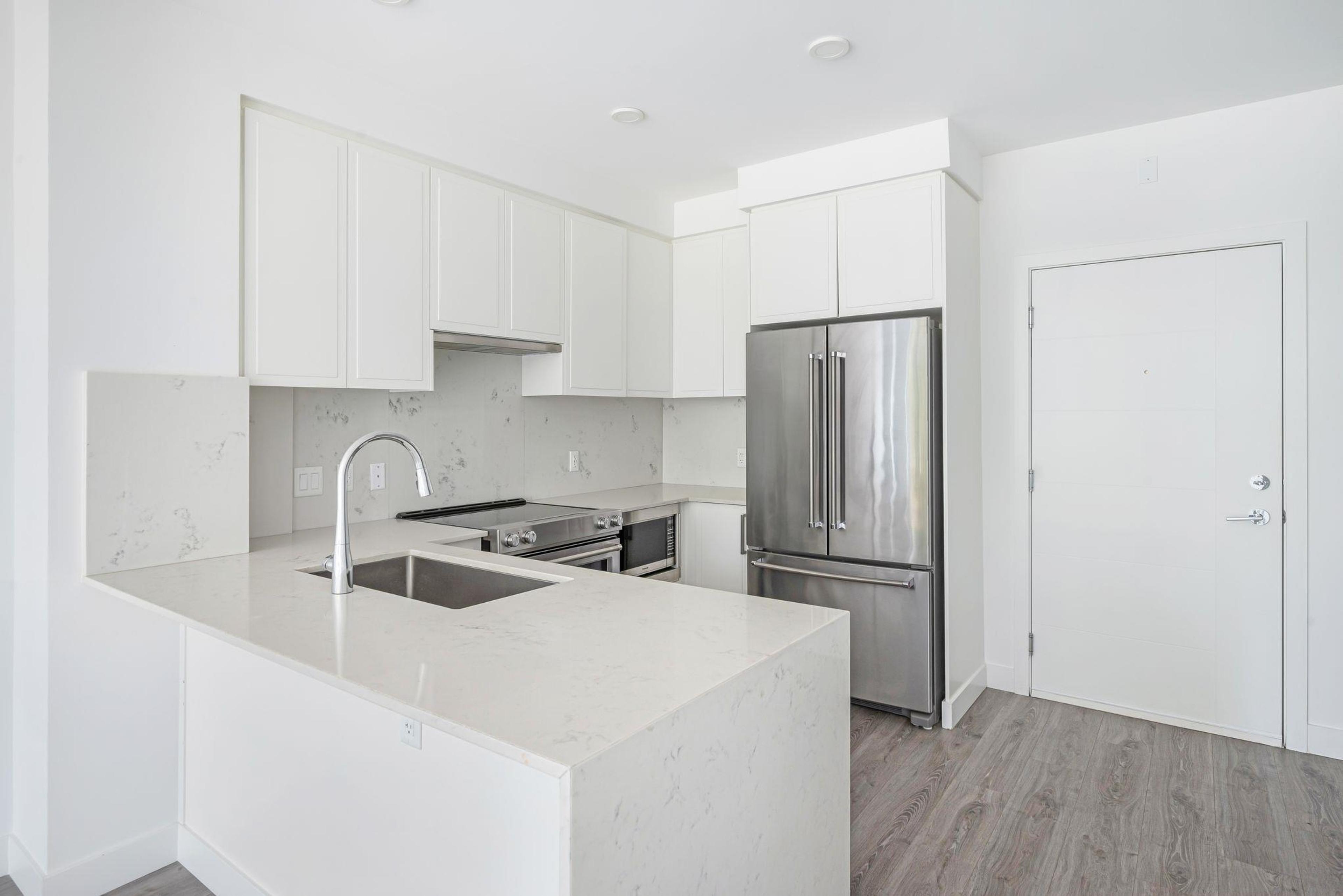 #102 700 CLARKE ROAD - Image 9