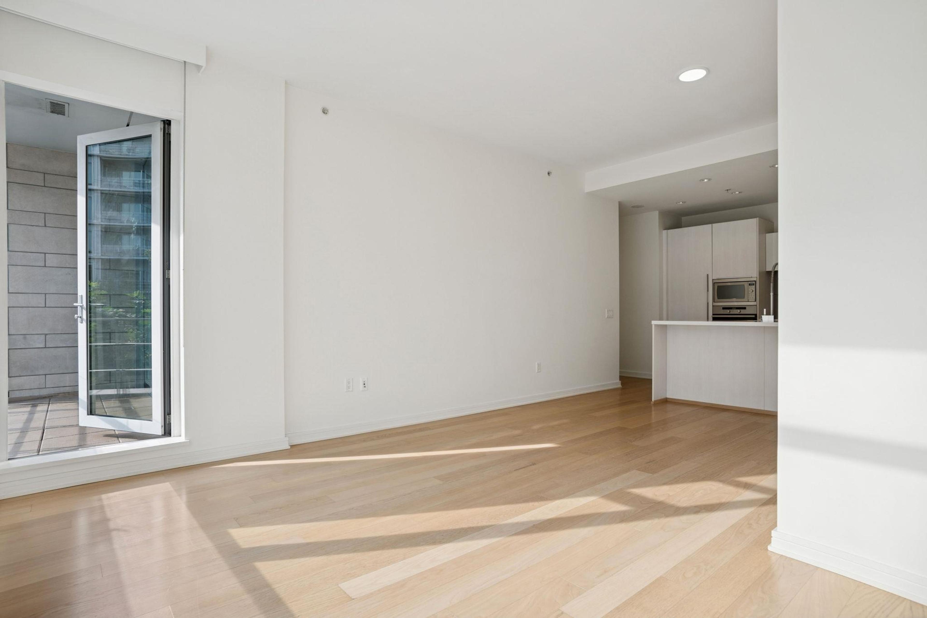 #407 77 WALTER HARDWICK AVENUE - Image 6
