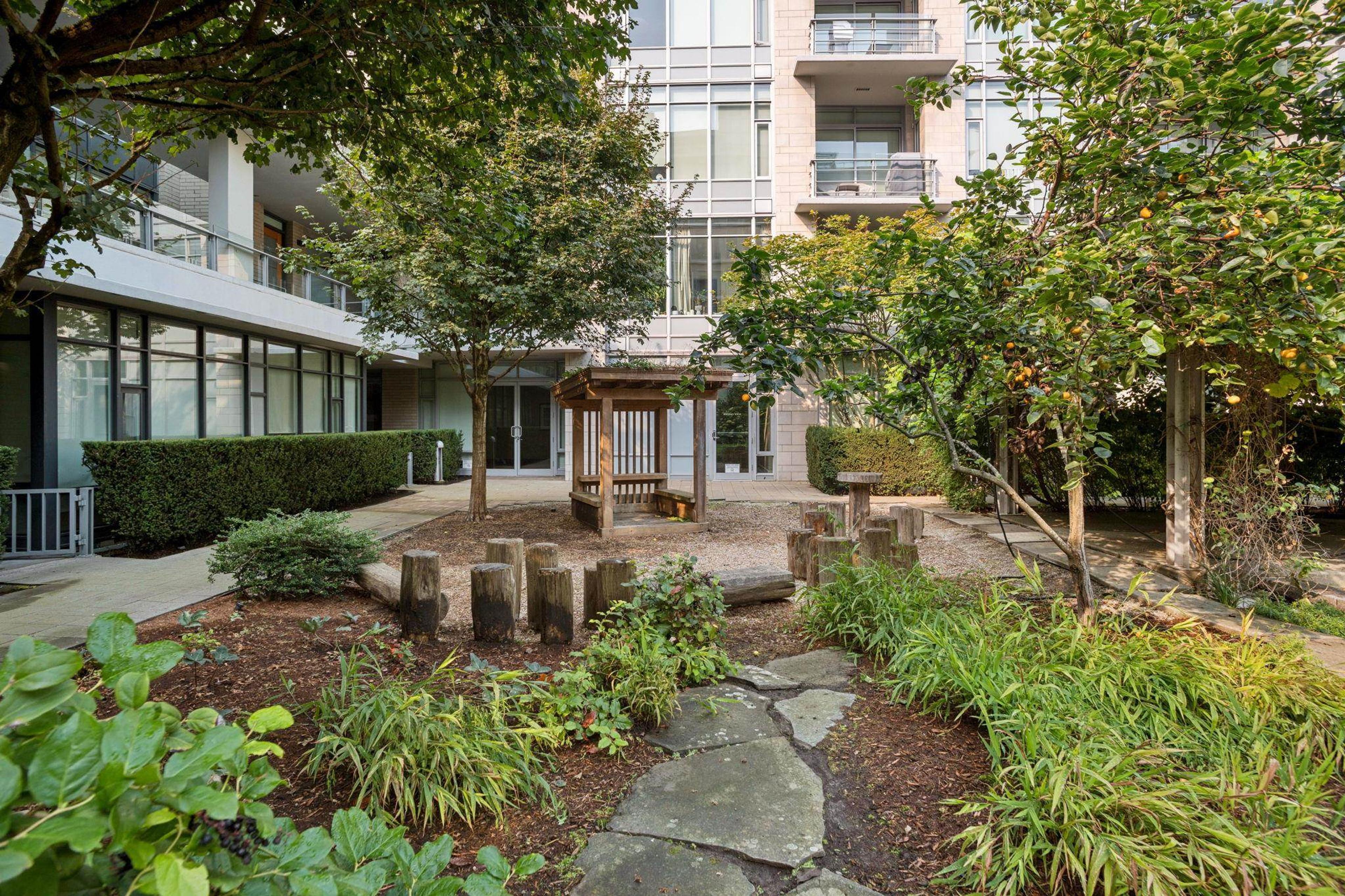 #407 77 WALTER HARDWICK AVENUE - Image 21