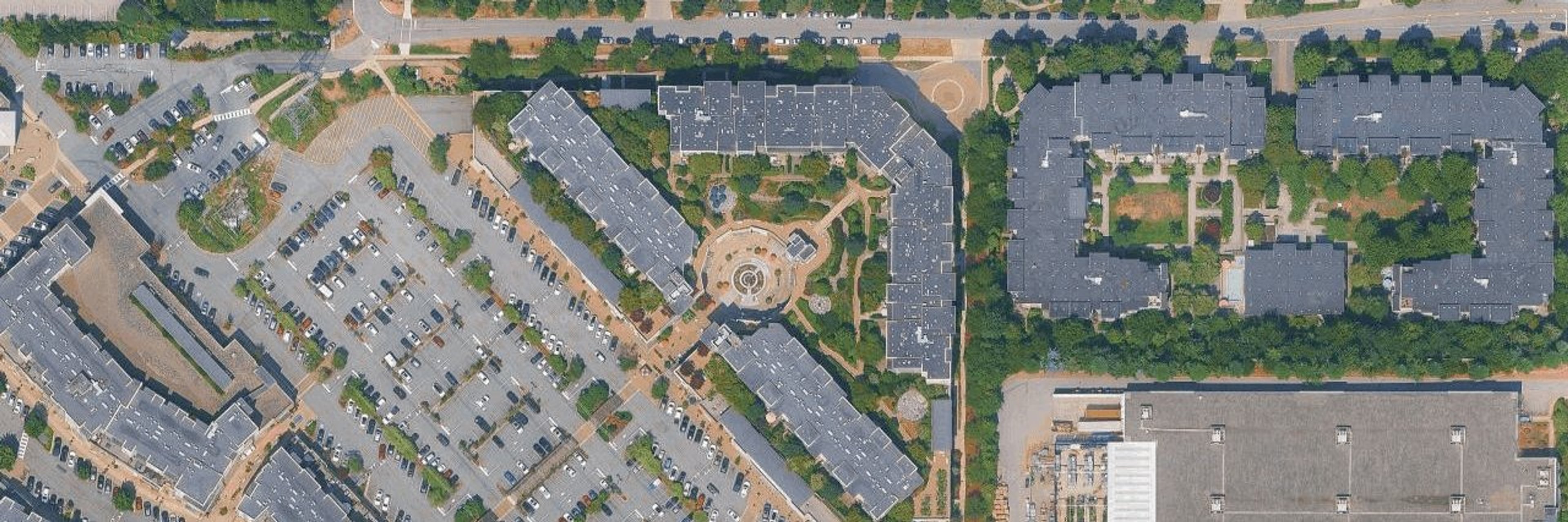 The Summit House At Morgan Crossing aerial view